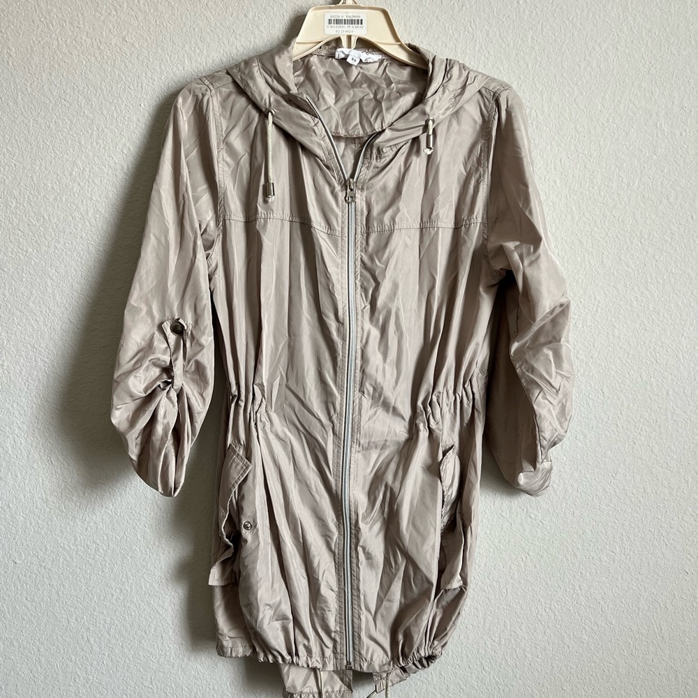 Korye Lightweight Fitted Rain Jacket size XS